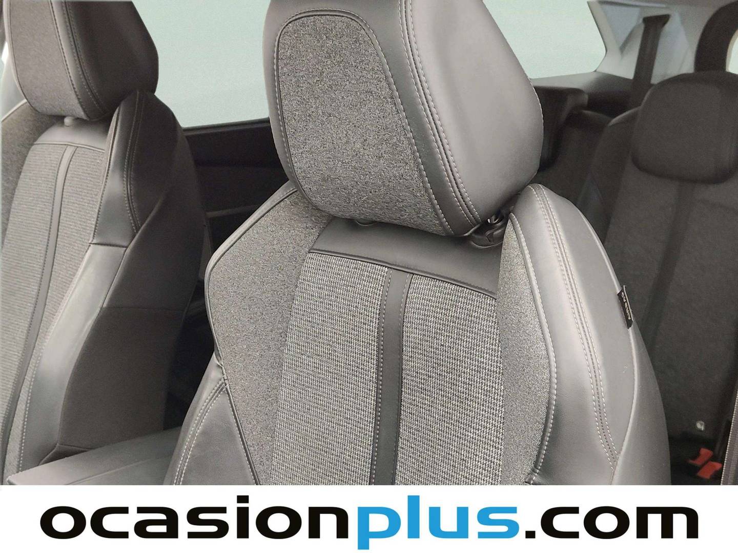 Foto Peugeot 5008 Peugeot 5008 BlueHDi 130 S&S Allure (130 CV) 7 Plazas