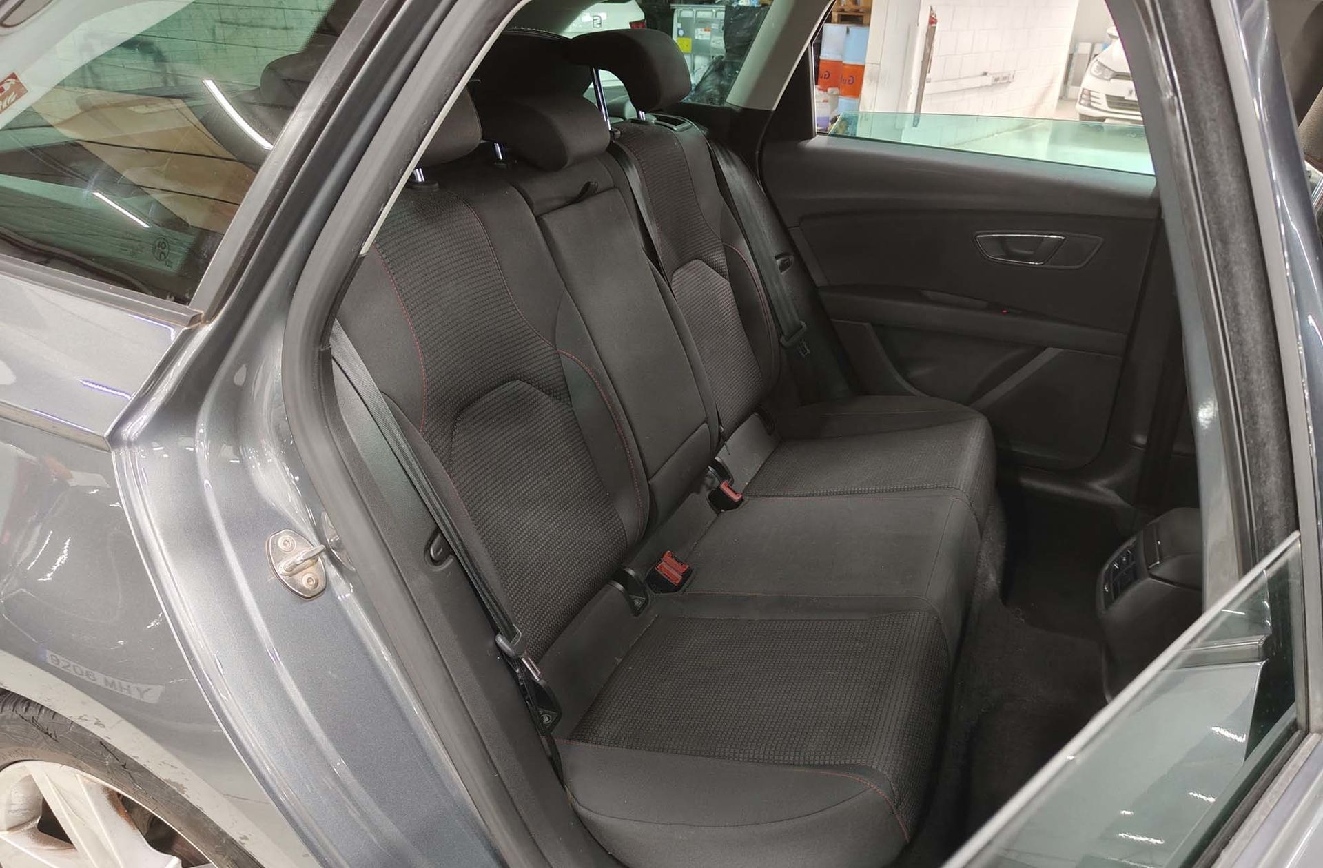 SEAT León ST 2.0 TDI FR - foto 17