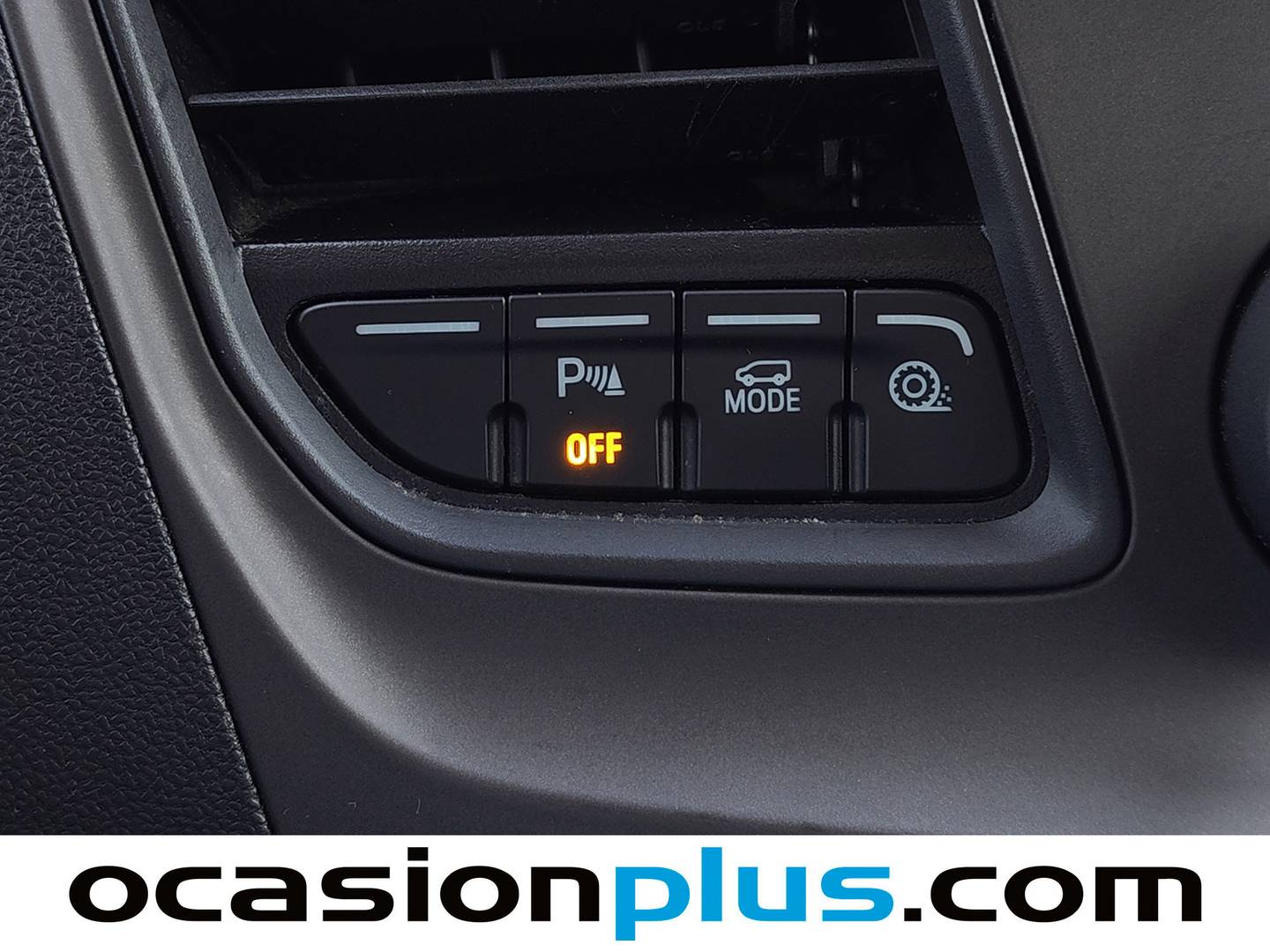 Extras y acabados del Ford Transit Ford Transit 350 L3H2 Trend RWD (130 CV)