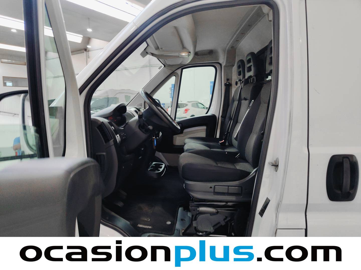 Foto asientos delanteros Fiat Ducato Fiat Ducato Furgon 2.3 Multijet 35 Batalla Media Techo Alto (130 CV)