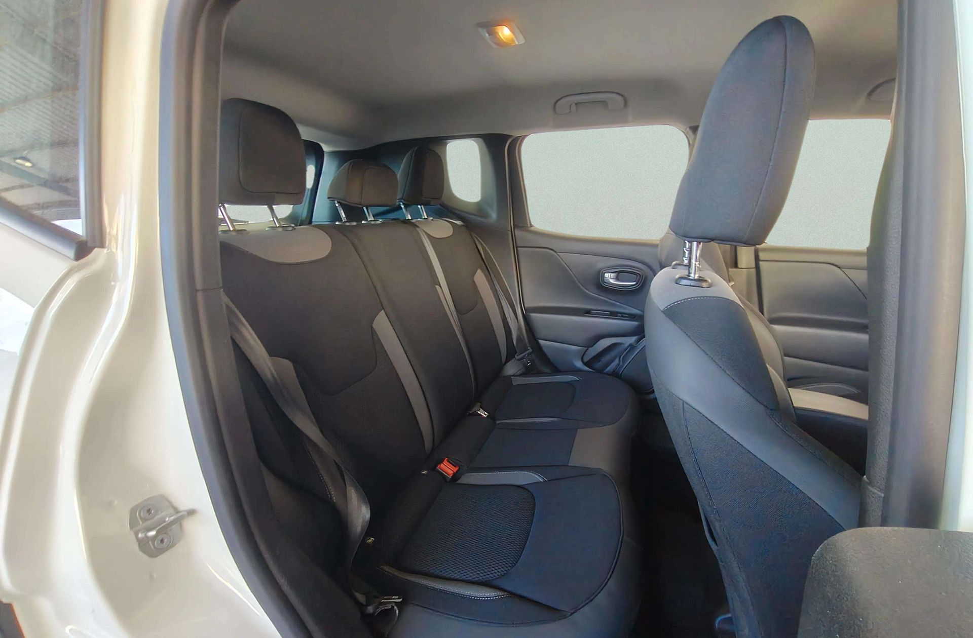 Jeep Renegade 1.0G Limited 4x2 - foto 14