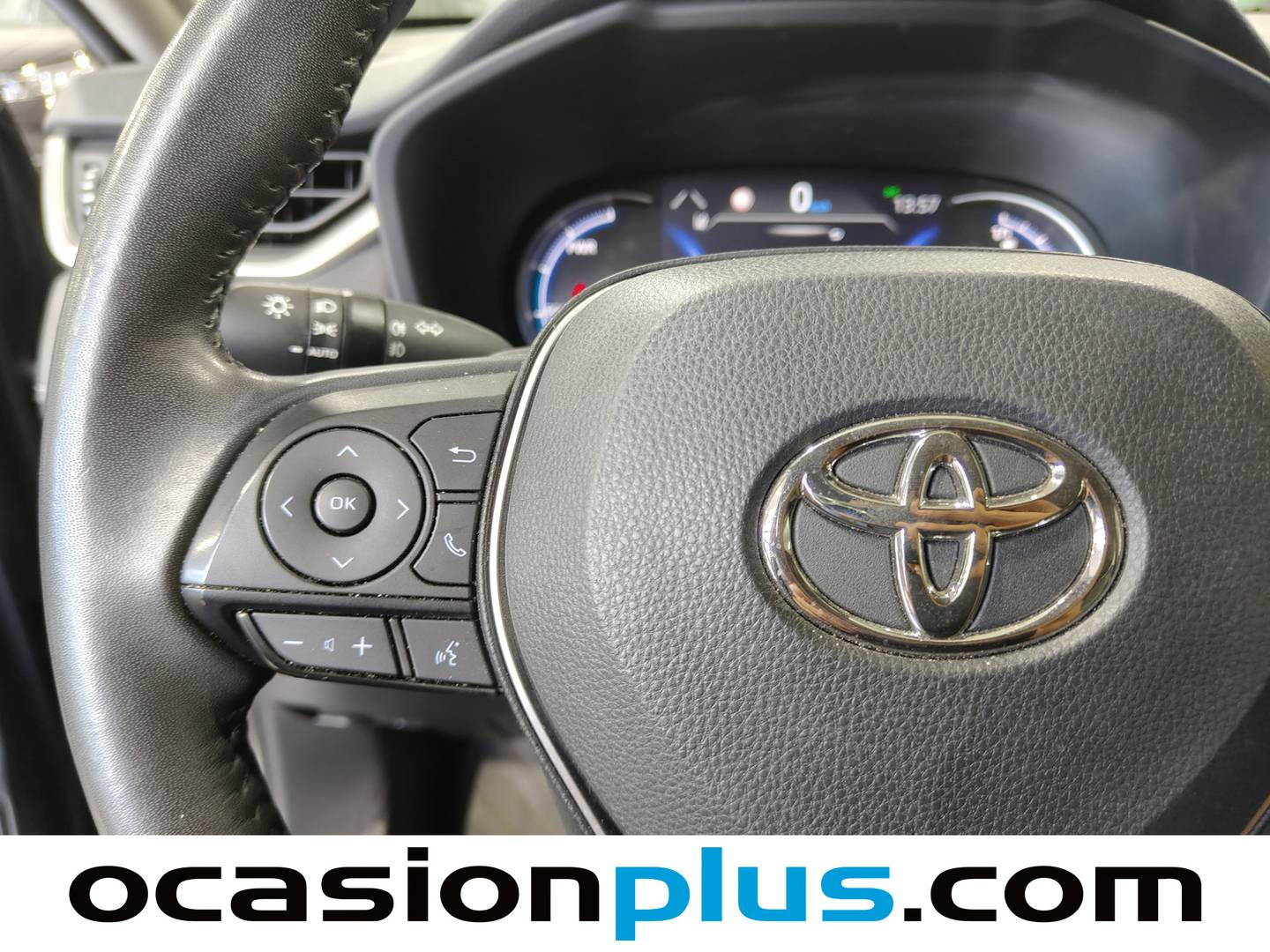 Foto Toyota Rav4 Toyota Rav4 2.5l hybrid Luxury  (218 CV)