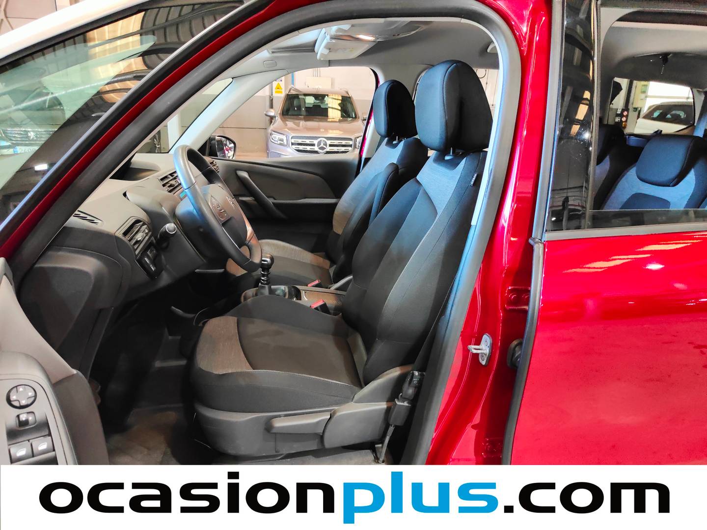 Foto asientos delanteros Citroën Grand C4 Spacetourer Citroen Grand C4 Spacetourer BlueHDi 130 S&S Feel (130 CV) 7 Plazas