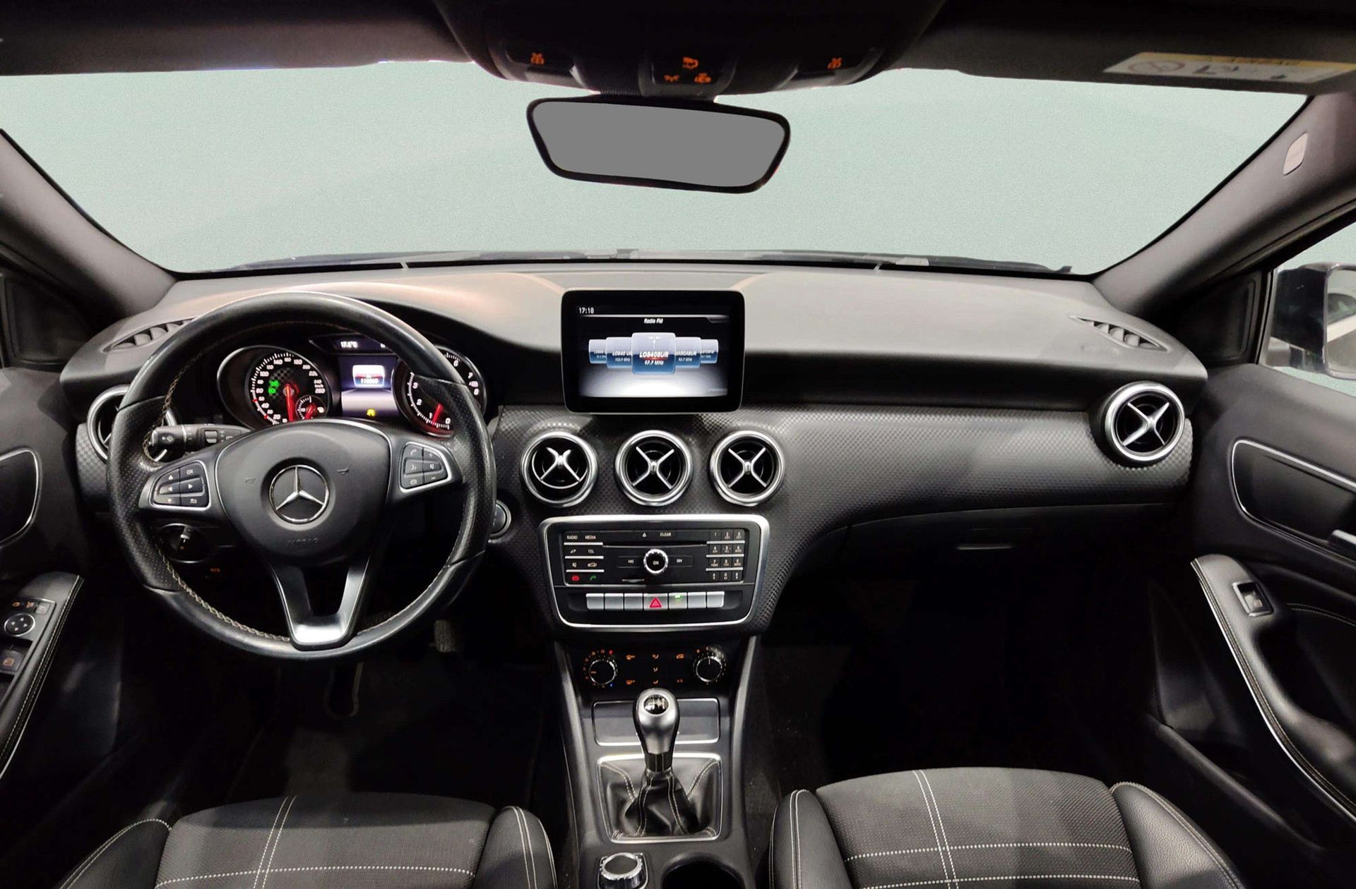 Mercedes-Benz Clase A 180 d Style - foto 6