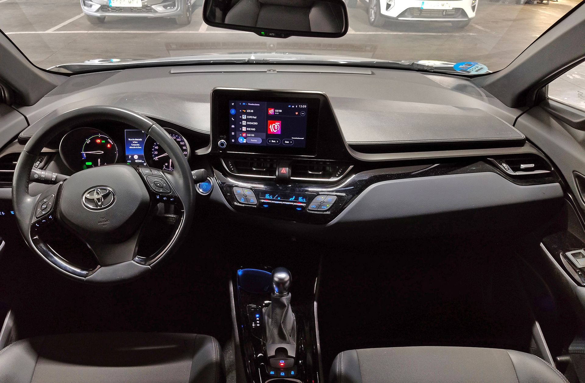 Toyota C-HR 180H Advance - foto 6