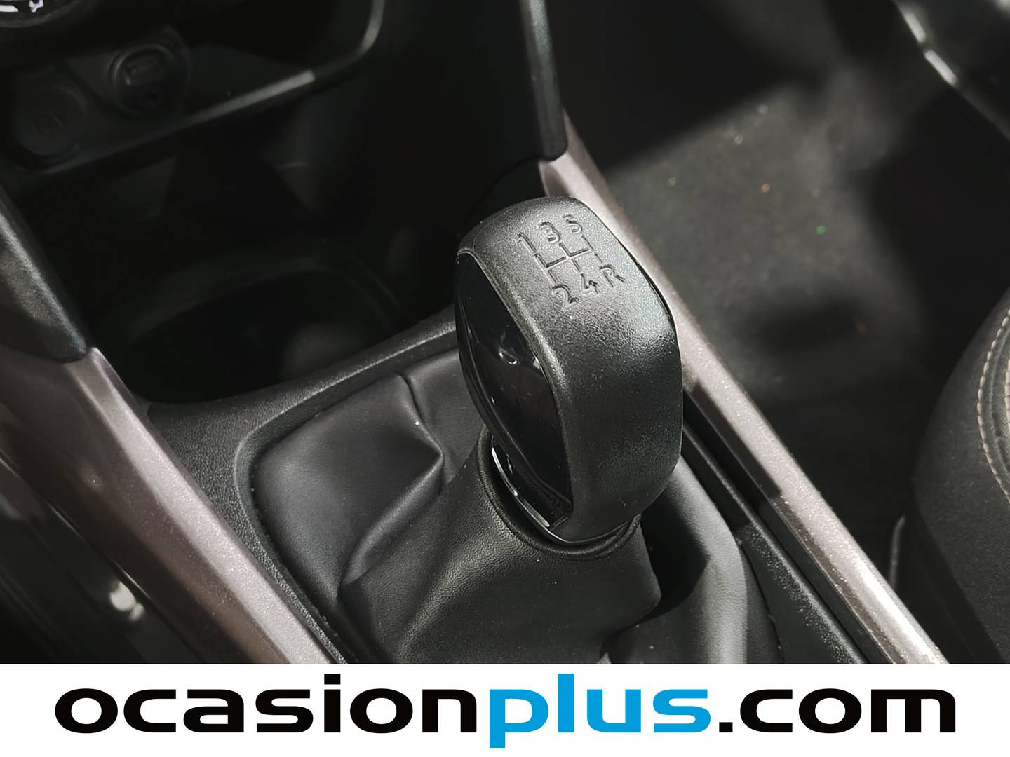 Foto Peugeot 2008 Peugeot 2008 VTI 82 Active (82 CV)