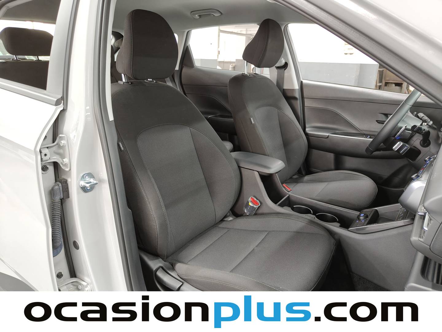 Hyundai Kona Hyundai Kona 1.6 GDI HEV Maxx DT (129 CV) automático