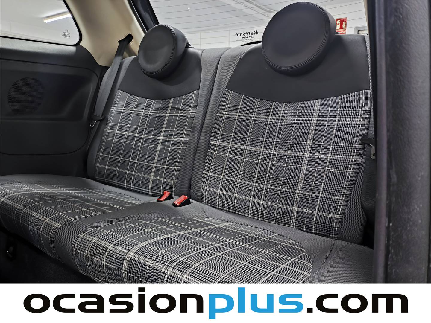 Foto asientos traseros Fiat 500 Fiat 500 1.2 8v Lounge (69 CV)