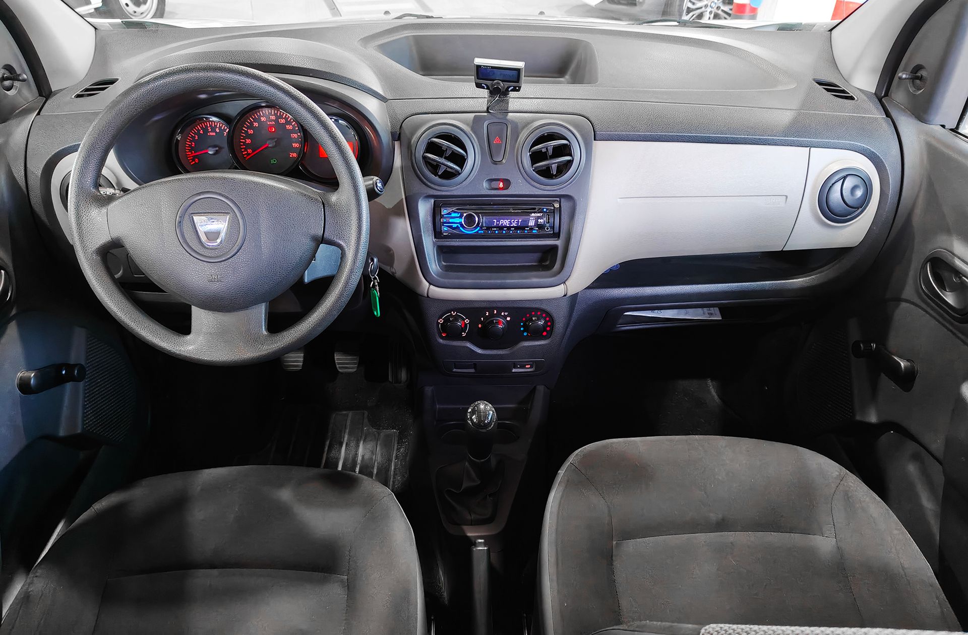Dacia Lodgy 1.6 Base - foto 6