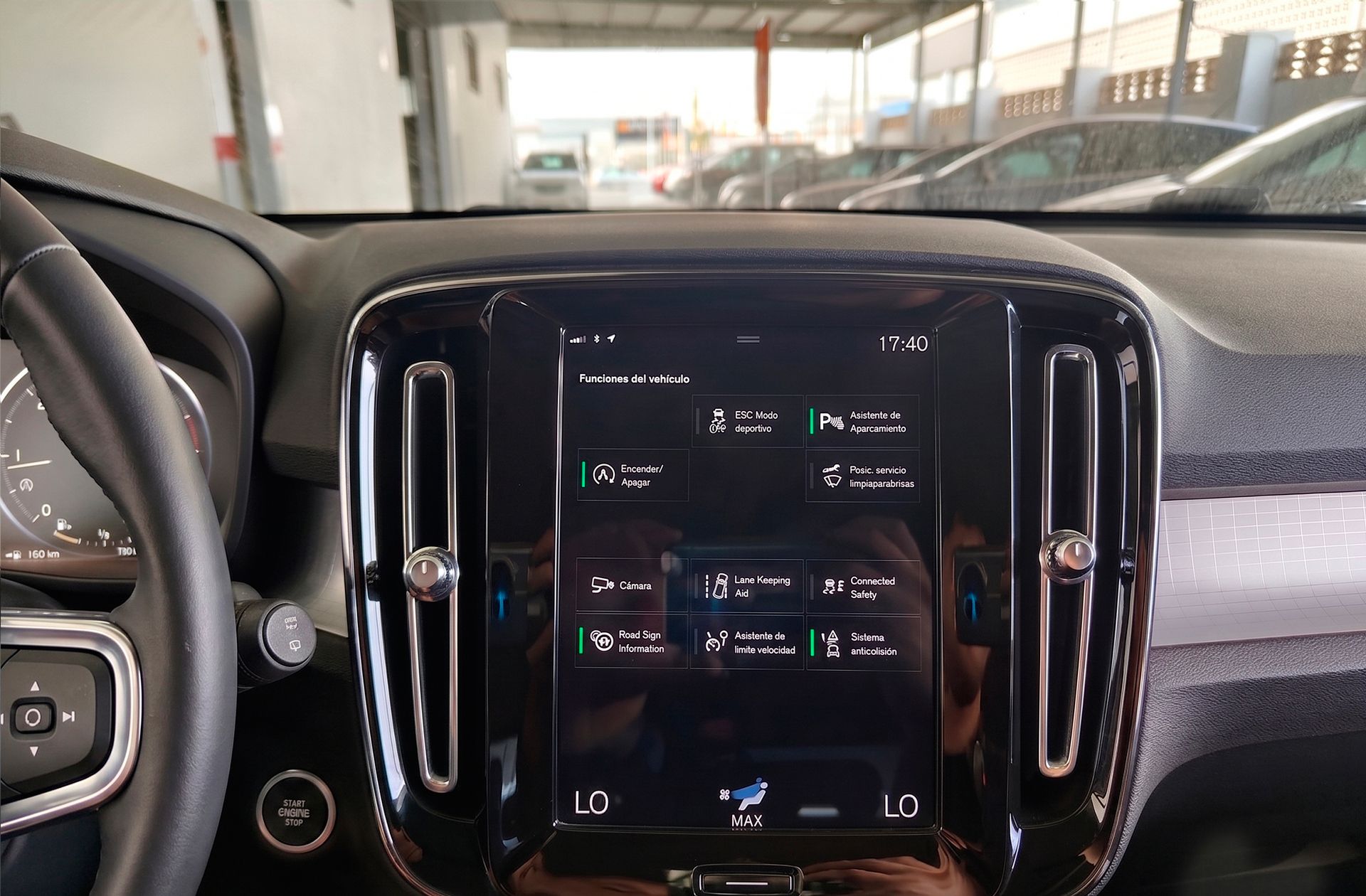 Volvo XC40 D3 Business Plus - foto 33