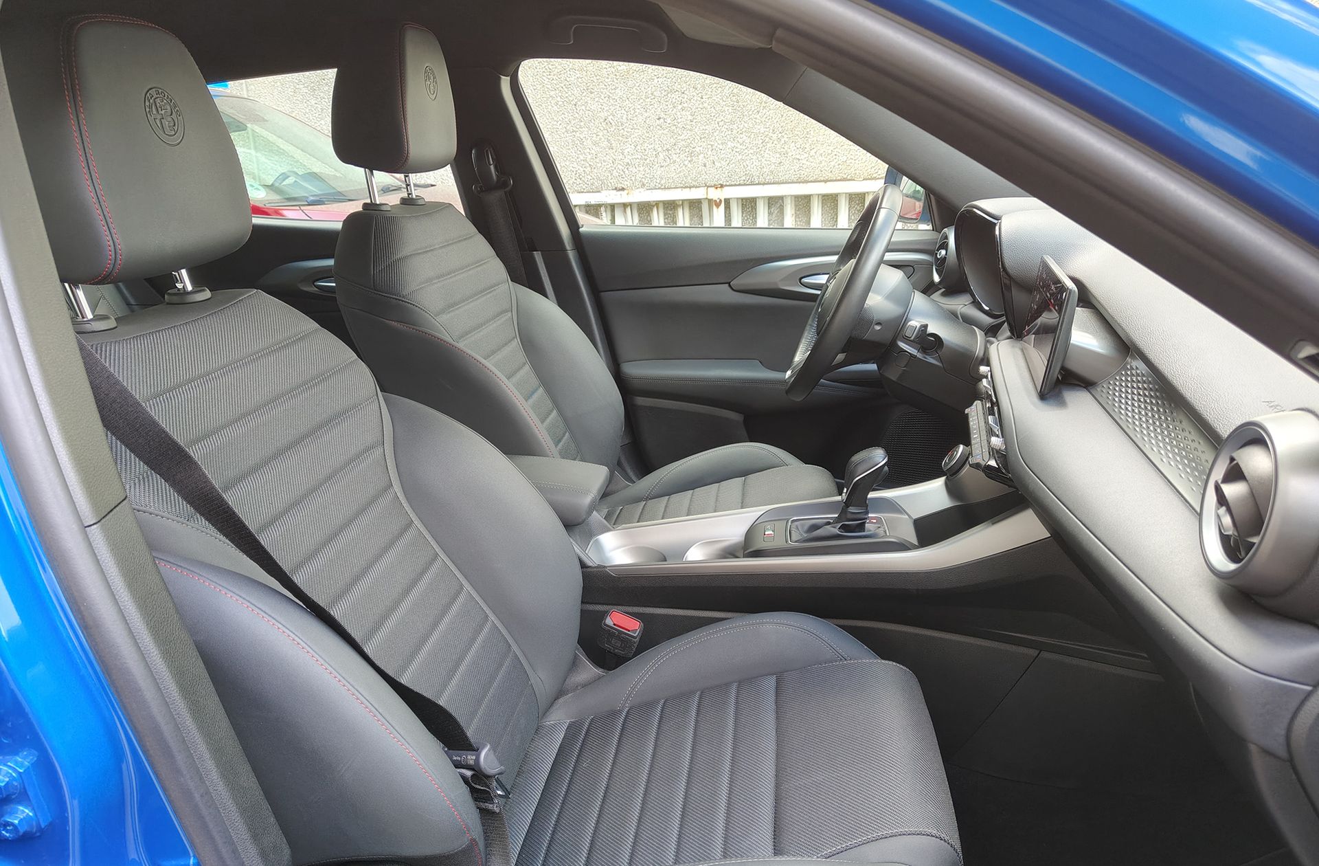 Alfa Romeo Tonale 1.5 MHEV Sprint FWD - foto 22