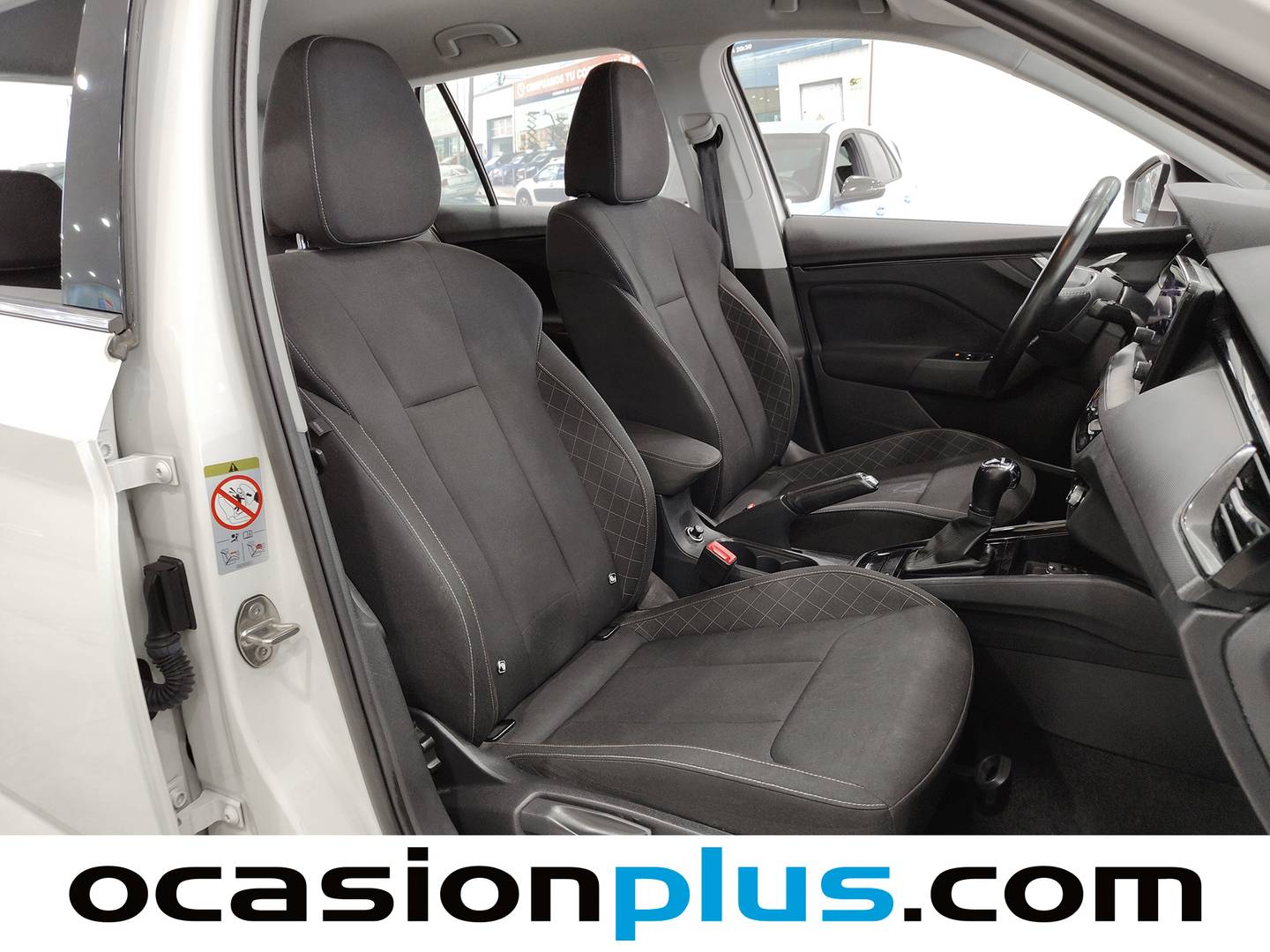 Skoda Kamiq Skoda Kamiq 1.0 TSI Ambition DSG (110 CV) gasolina