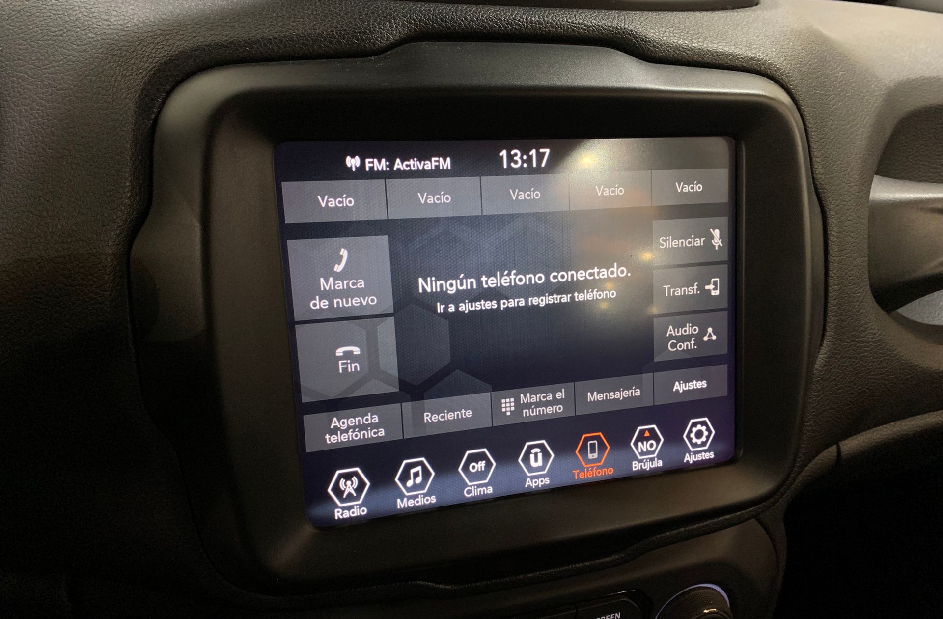 Jeep Renegade eHybrid 1.5 Limited ATX - foto 27