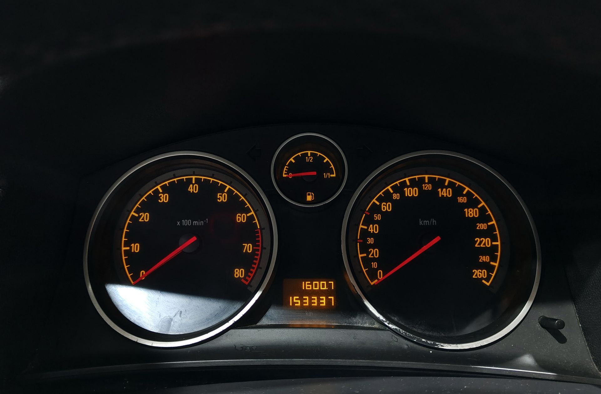 Opel Astra 1.8 Twin Top Cosmo - foto 19