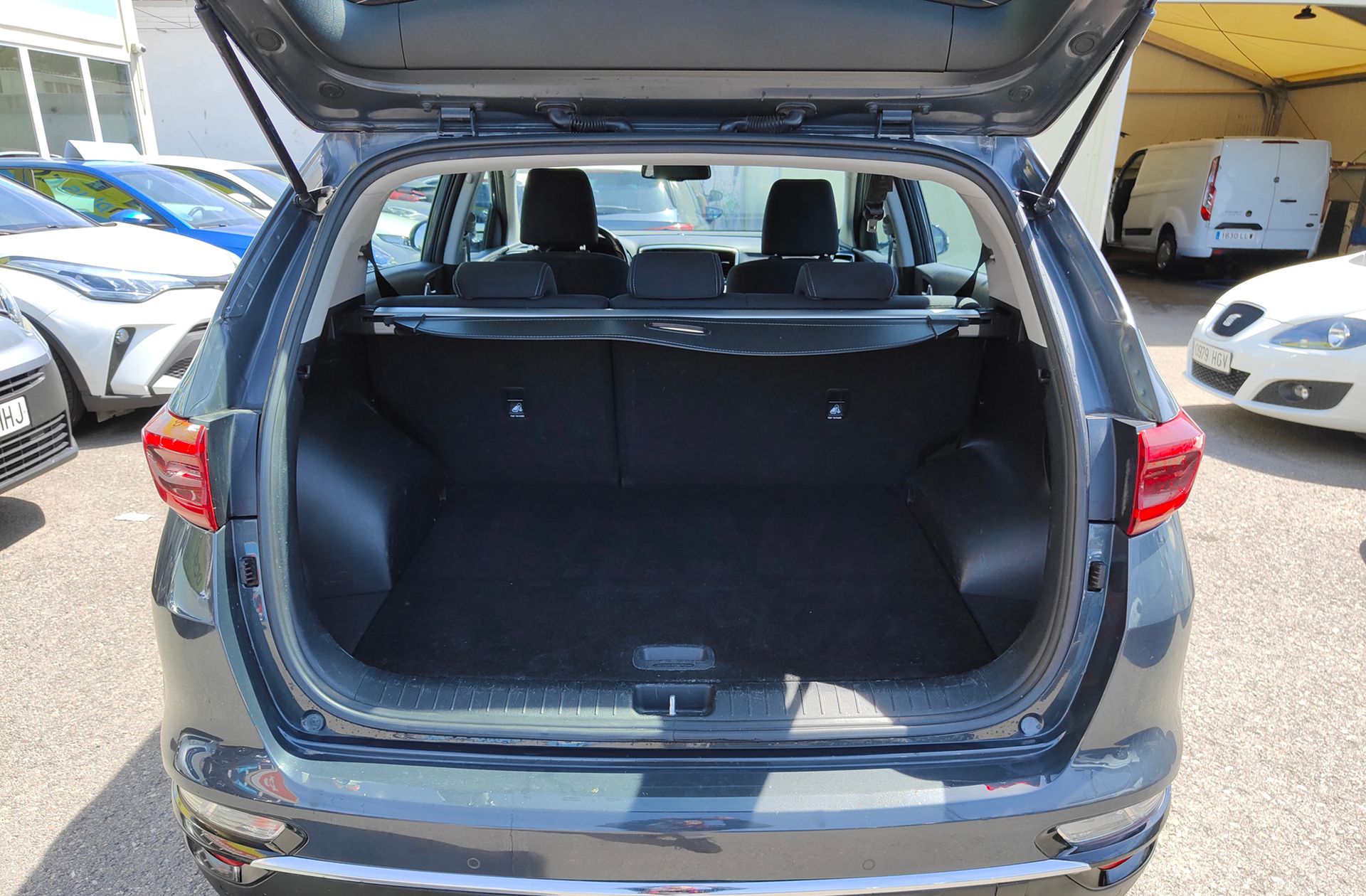 Kia Sportage 1.6 MHEV Drive 4x2 - foto 15