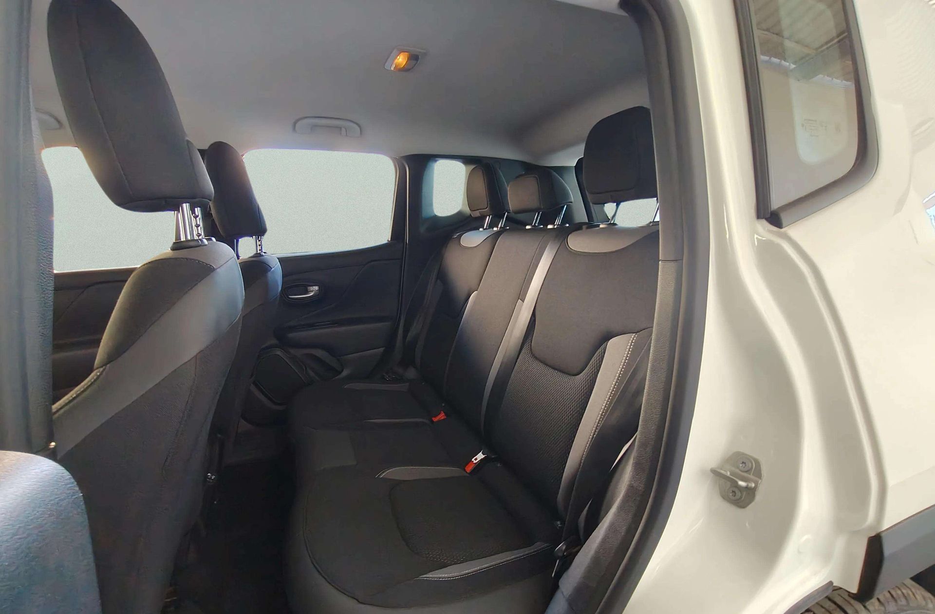 Jeep Renegade 1.0G Limited 4x2 - foto 11