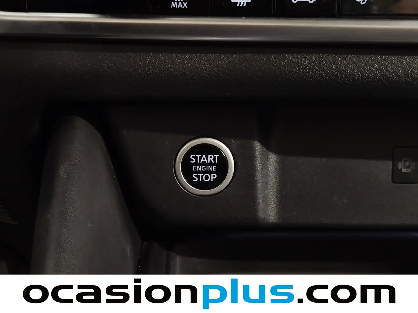 Foto Nissan QASHQAI Nissan Qashqai DIG-T 140 mHEV N-Connecta 4x2 (140 CV)