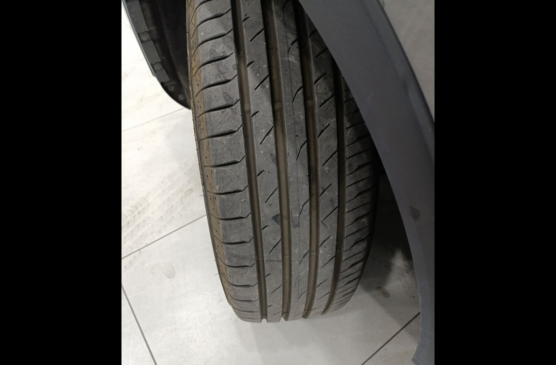 Ford Kuga 2.0 EcoBlue MHEV Titanium - foto 37