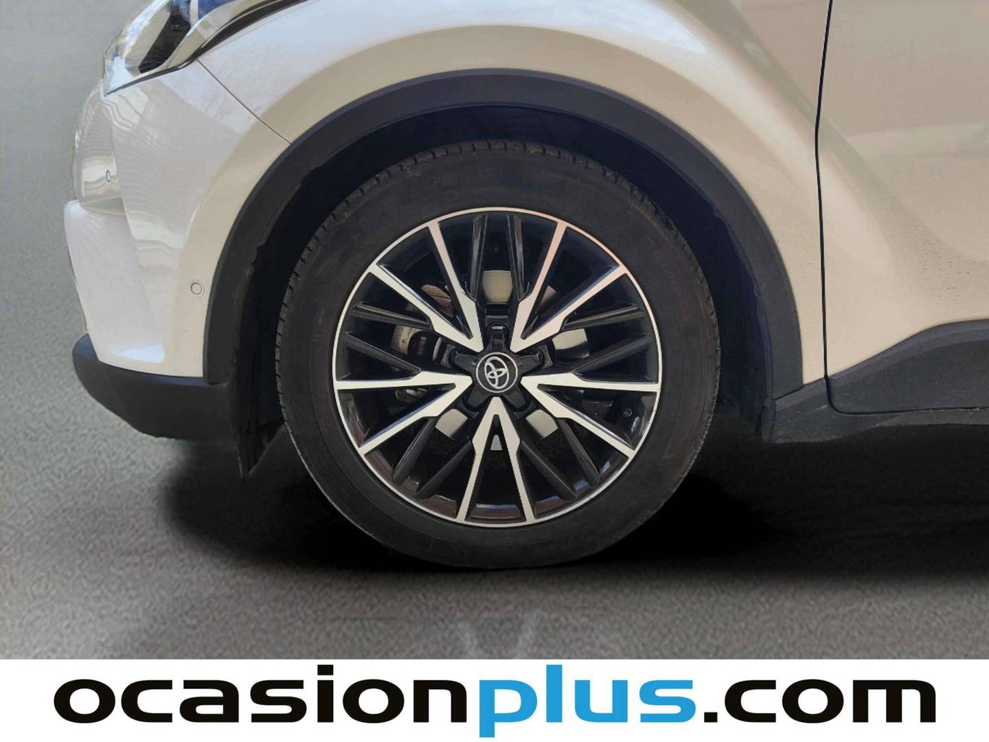 Foto Toyota C-HR Toyota C-HR 1.8 125H Advance (122 CV)