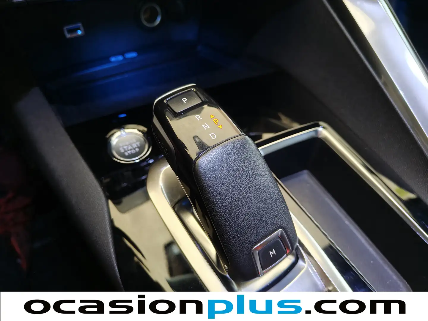 Foto Peugeot 3008 Peugeot 3008 BlueHDI 130 S&S GT Line EAT8 (130 CV)