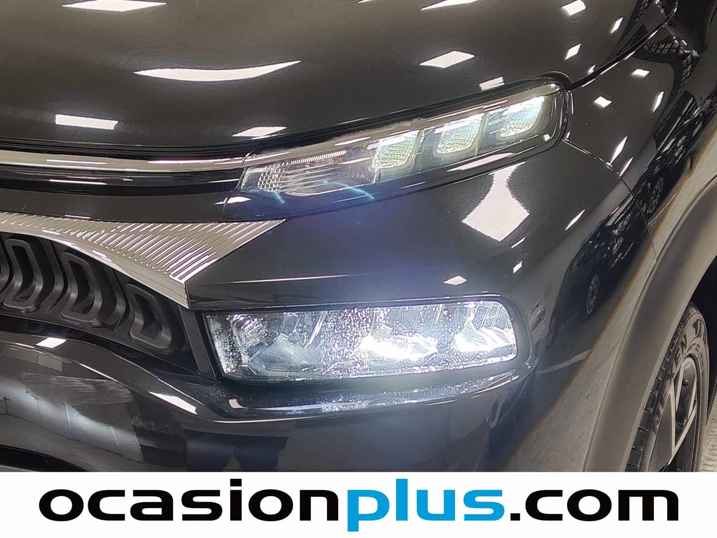 Foto Citroën C3 Aircross Citroen C3 Aircross PureTech 130 Shine Pack EAT6 (131 CV)