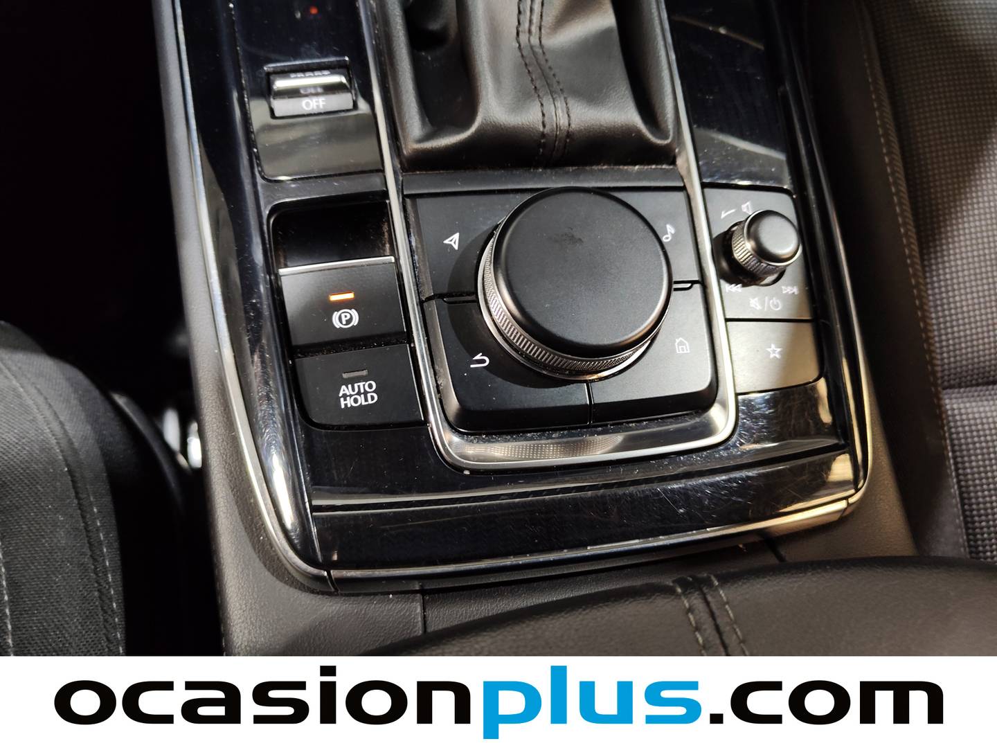 Foto Mazda CX-30 Mazda CX-30 2.0 e-Skyactiv-X Zenith AT (186 CV)