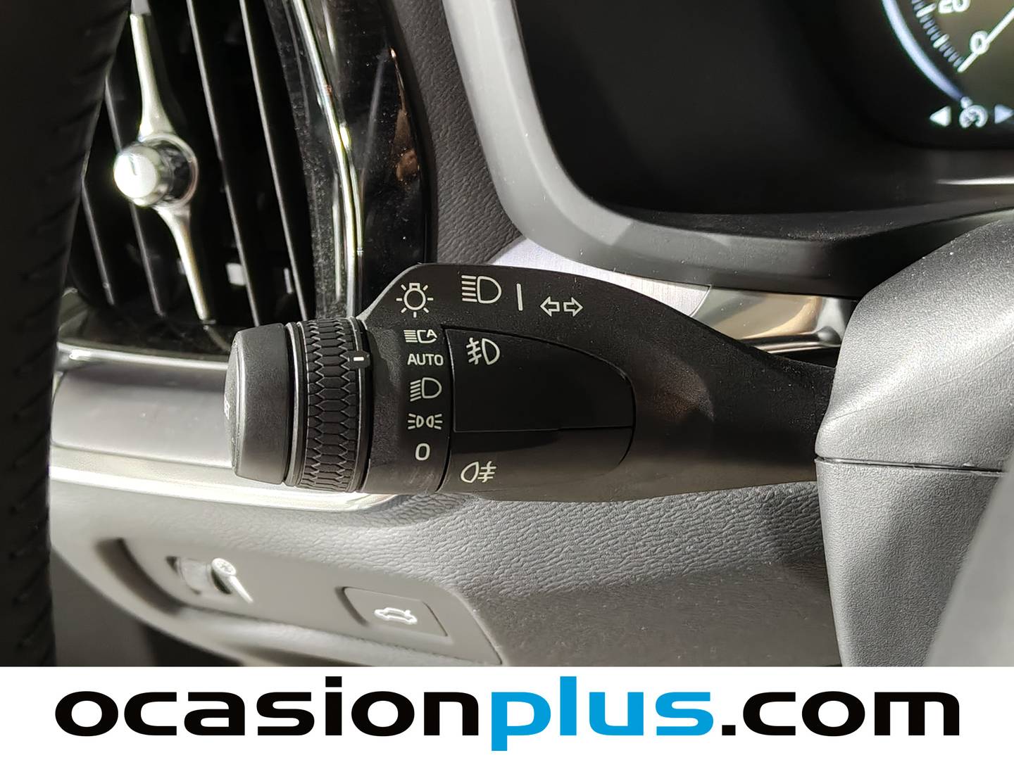 Foto Volvo V60 Volvo V60 D4 Momentum Auto (190 CV)