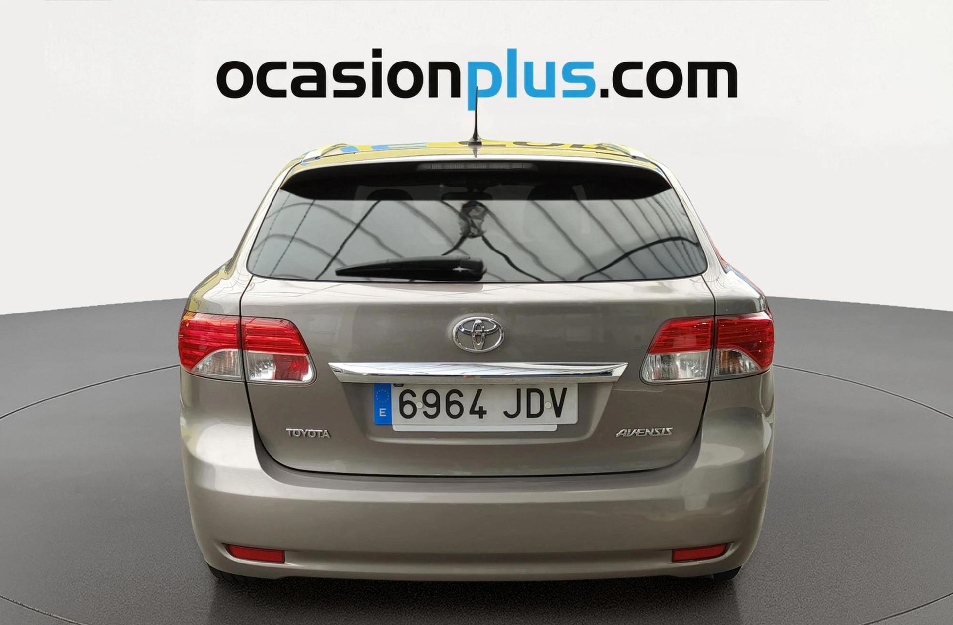 Toyota Avensis 120D Cross Sport Advance - foto 14