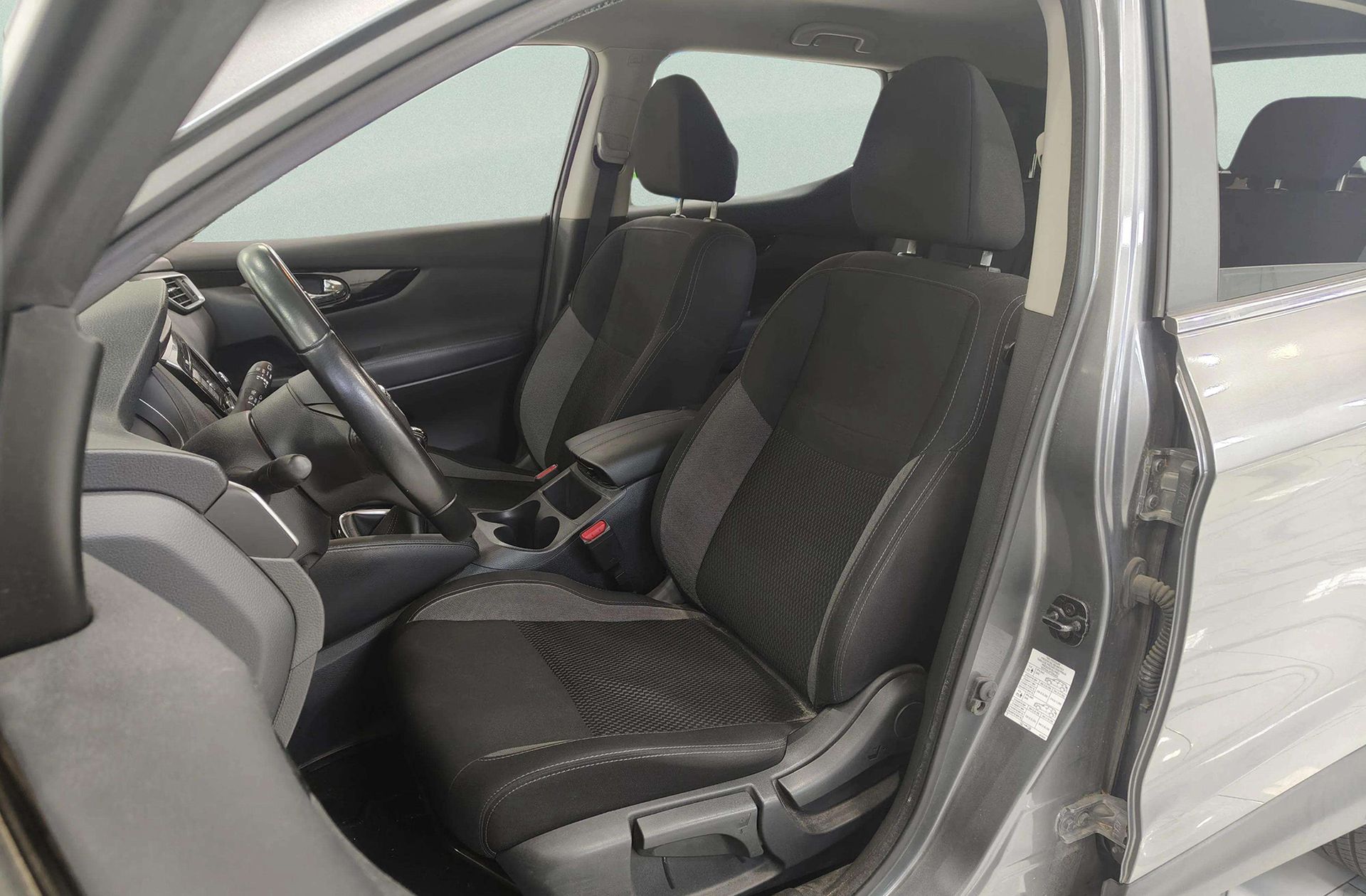 Nissan Qashqai dCi 115 Acenta - foto 9