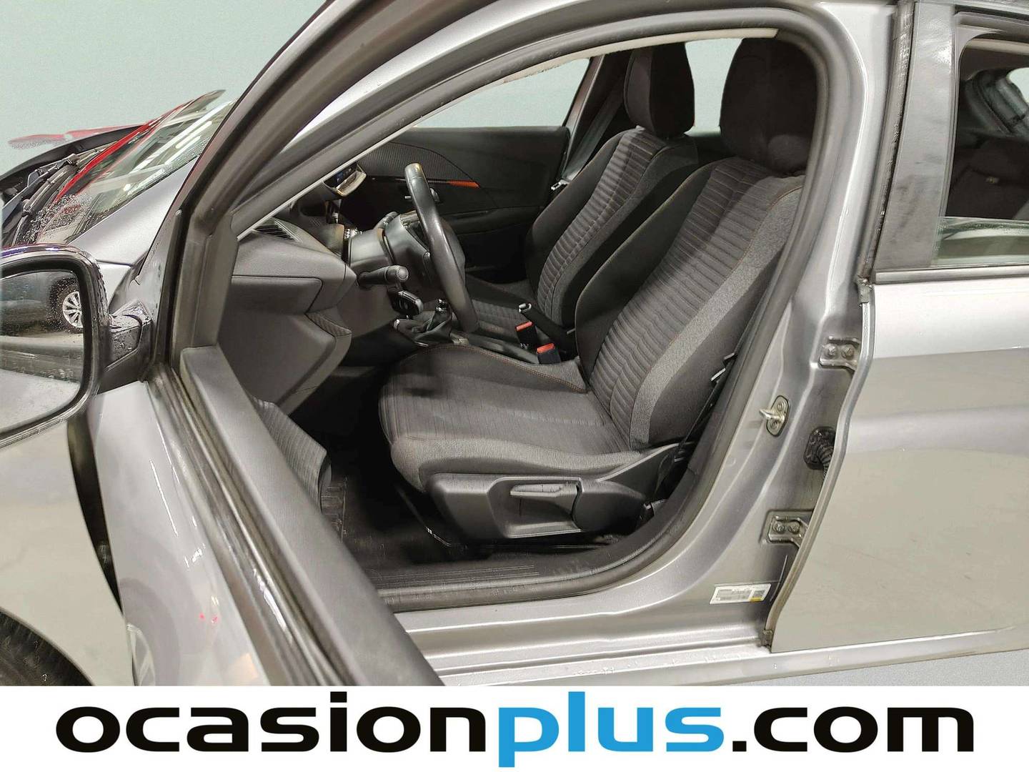 Foto asientos delanteros Peugeot 208 Peugeot 208 PureTech 100 Active Pack (100 CV)