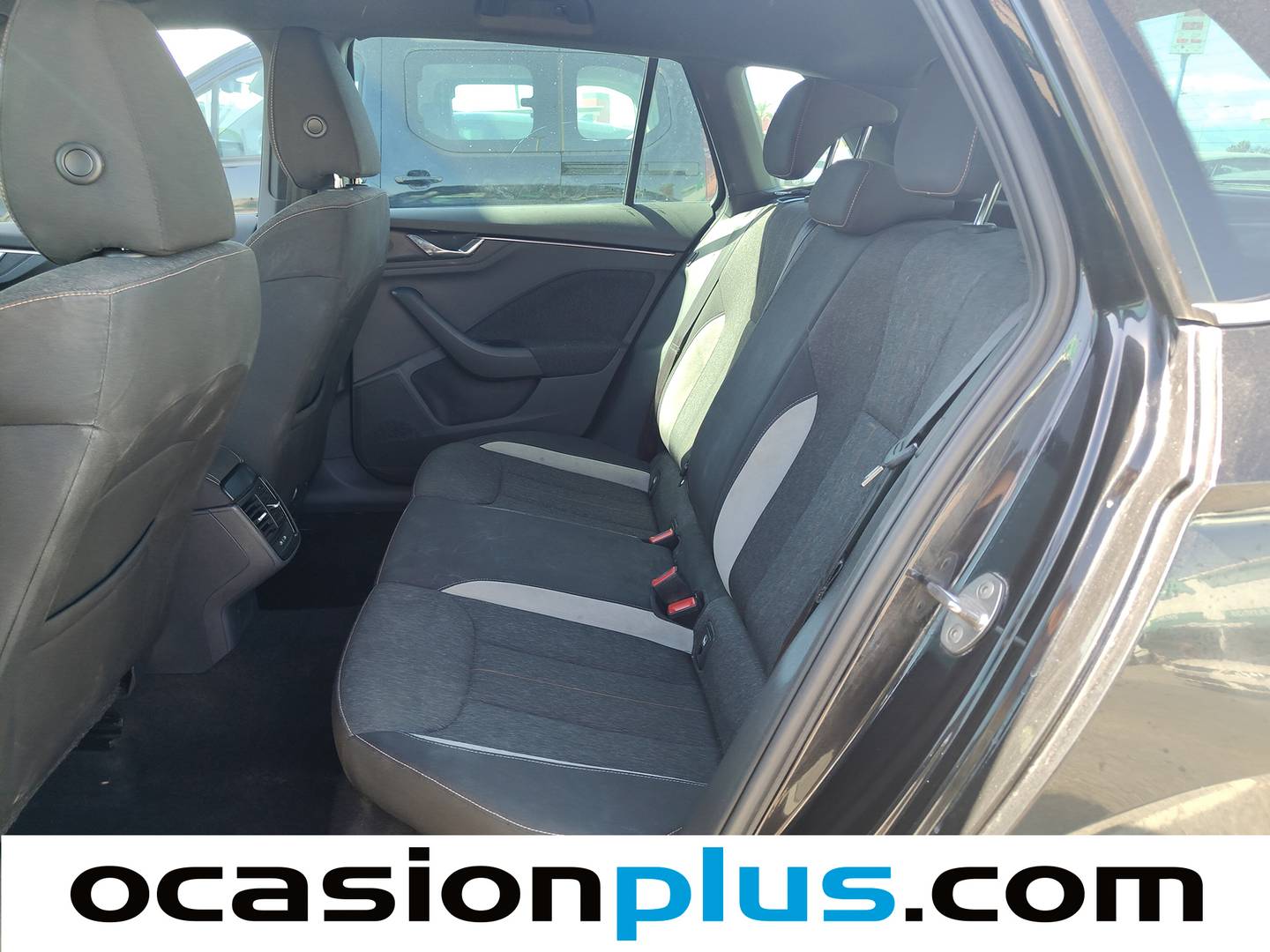 Foto asientos traseros Skoda Kamiq Skoda Kamiq 1.0 TSI Style DSG (110 CV)