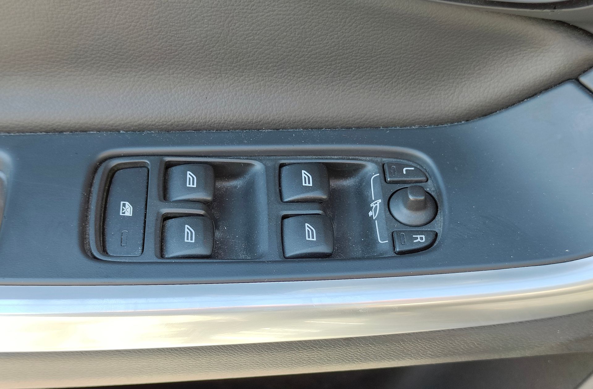 Volvo V60 D3 Kinetic - foto 16