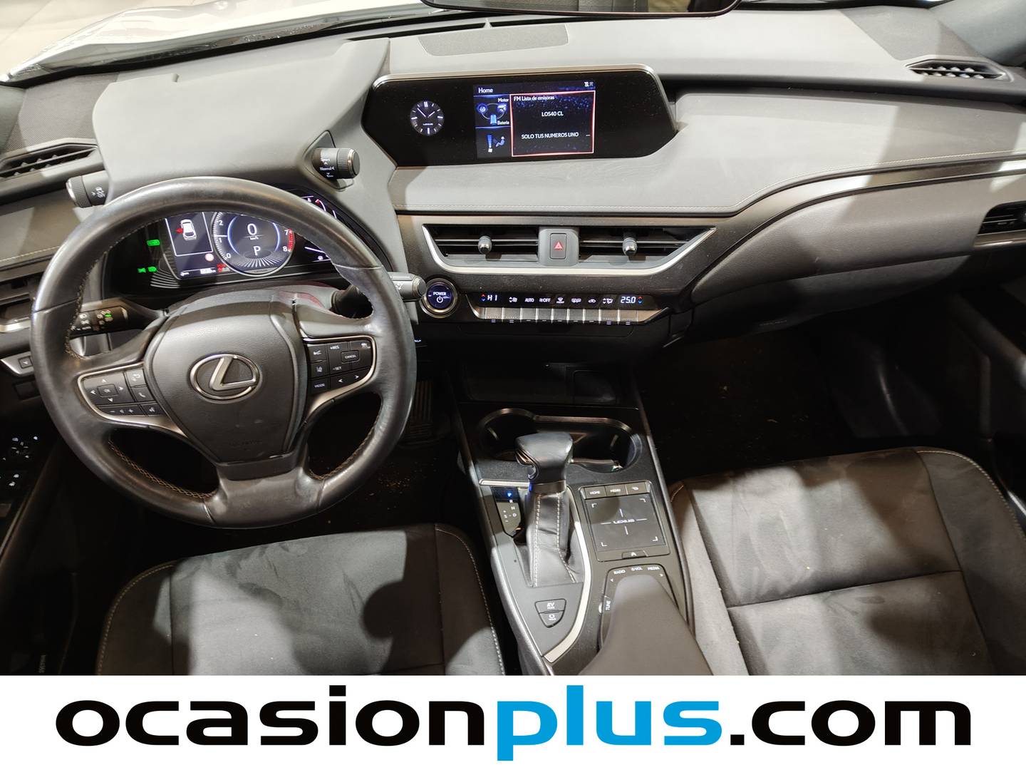 Foto Lexus UX Lexus UX 250h Business 2WD (184 CV)