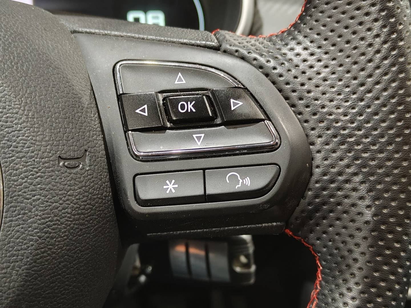 Foto MG ZS MG ZS 1.5 Luxury (106 CV)