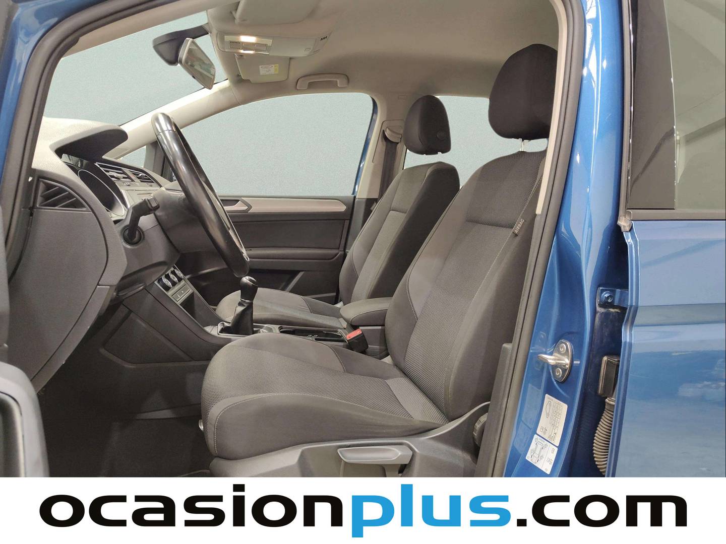 Foto asientos delanteros Volkswagen Touran Volkswagen Touran 1.2 TSI Edition BMT (110 CV) 7 Plazas