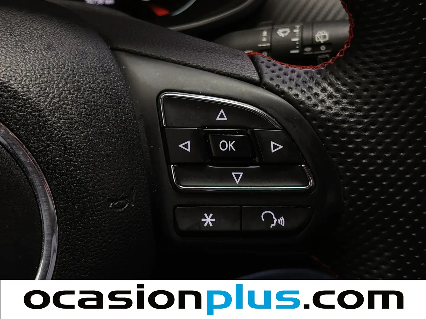 Foto MG ZS MG ZS 1.5 Luxury  (106 CV)