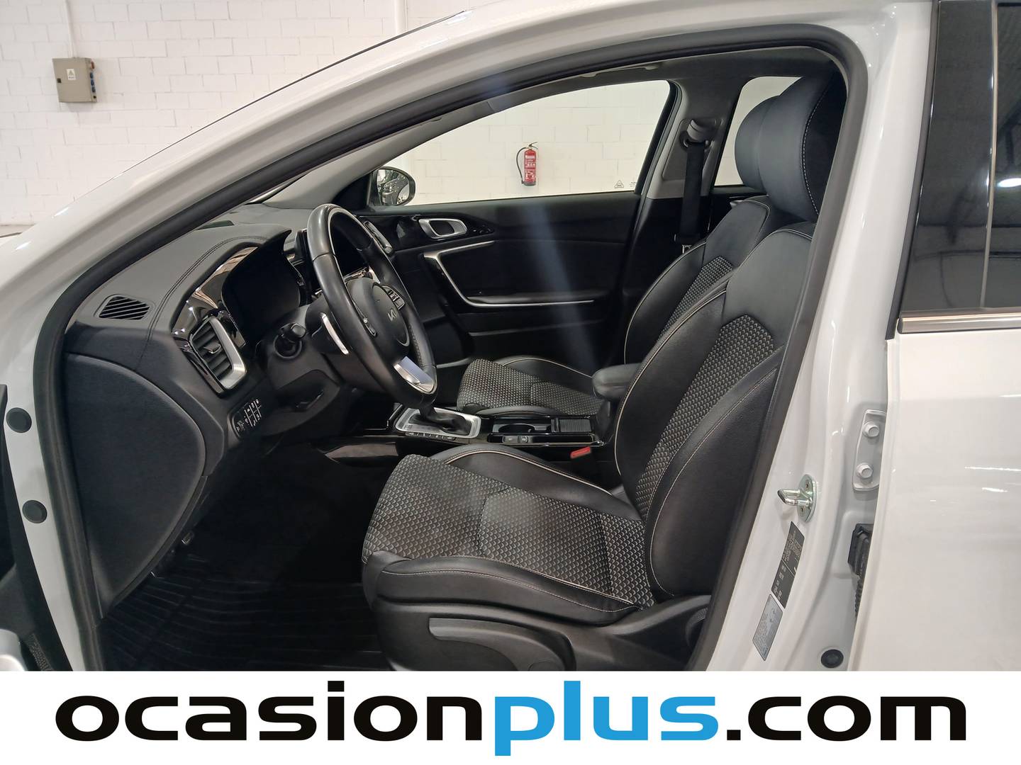 Foto asientos delanteros KIA XCeed Kia XCeed 1.6 GDi PHEV eMotion (141 CV)