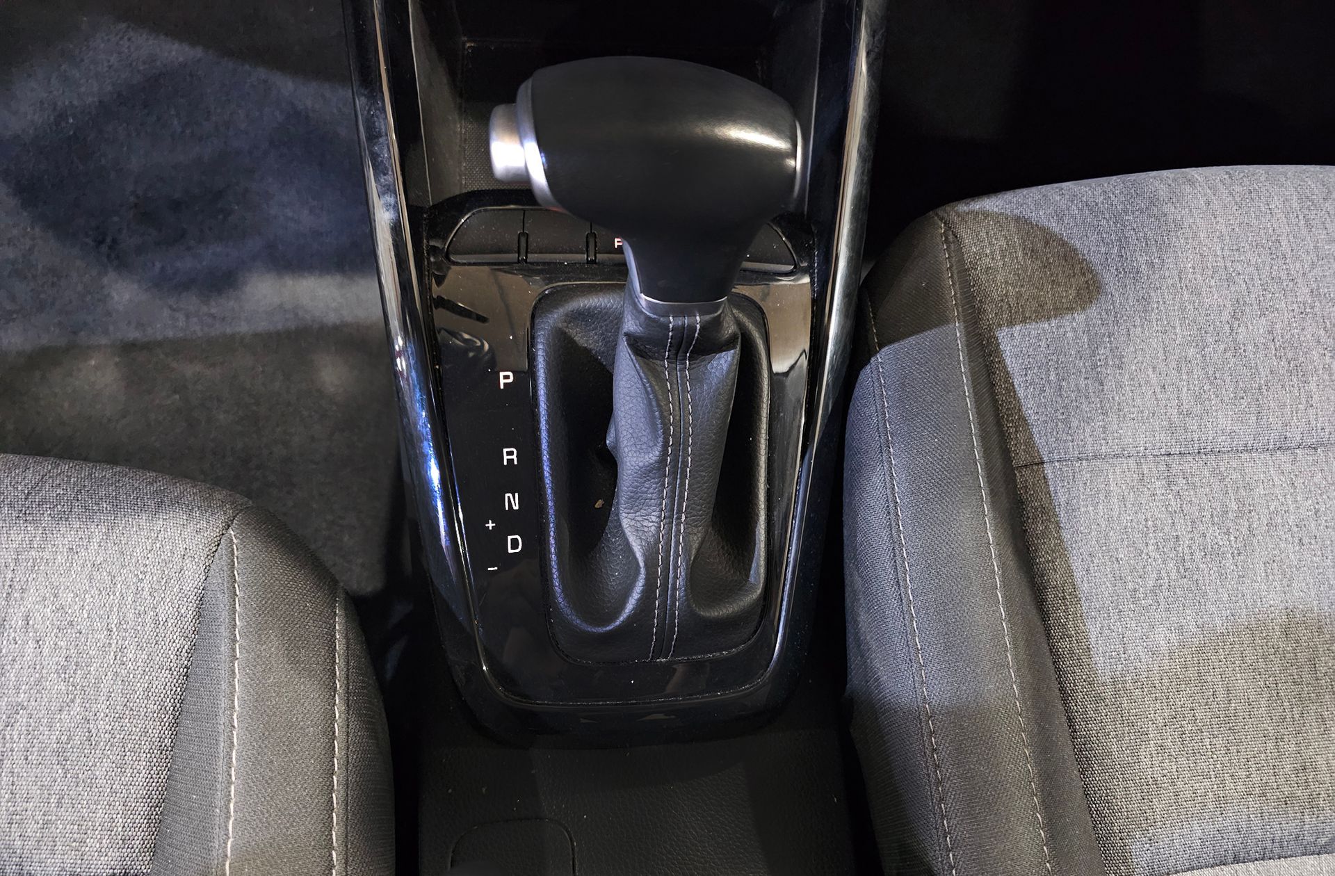 Kia Stonic 1.0 T-GDi Drive - foto 5