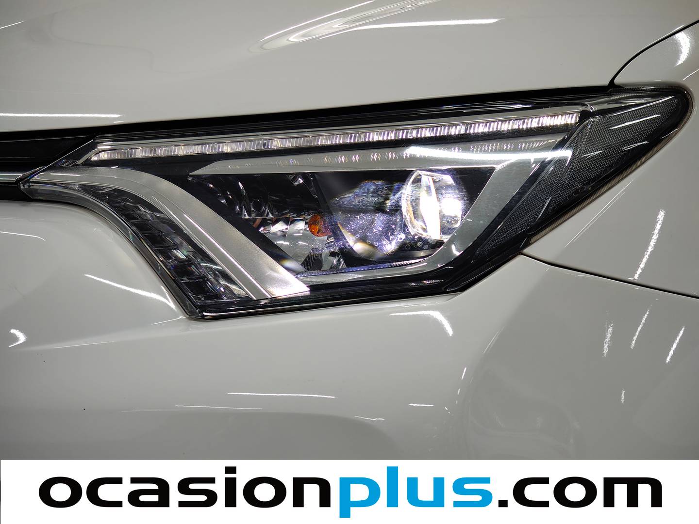 Acabados Toyota Rav4 Toyota Rav4 2.5l hybrid Advance Pack Drive 2WD (197 CV)