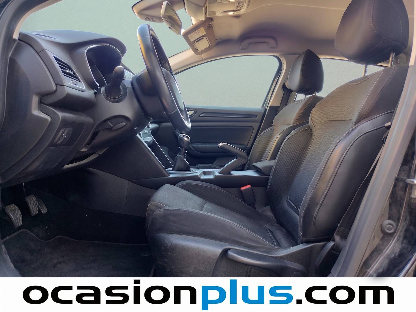 Foto asientos delanteros Renault Mégane Renault Megane Intens Energy TCe (100 CV)