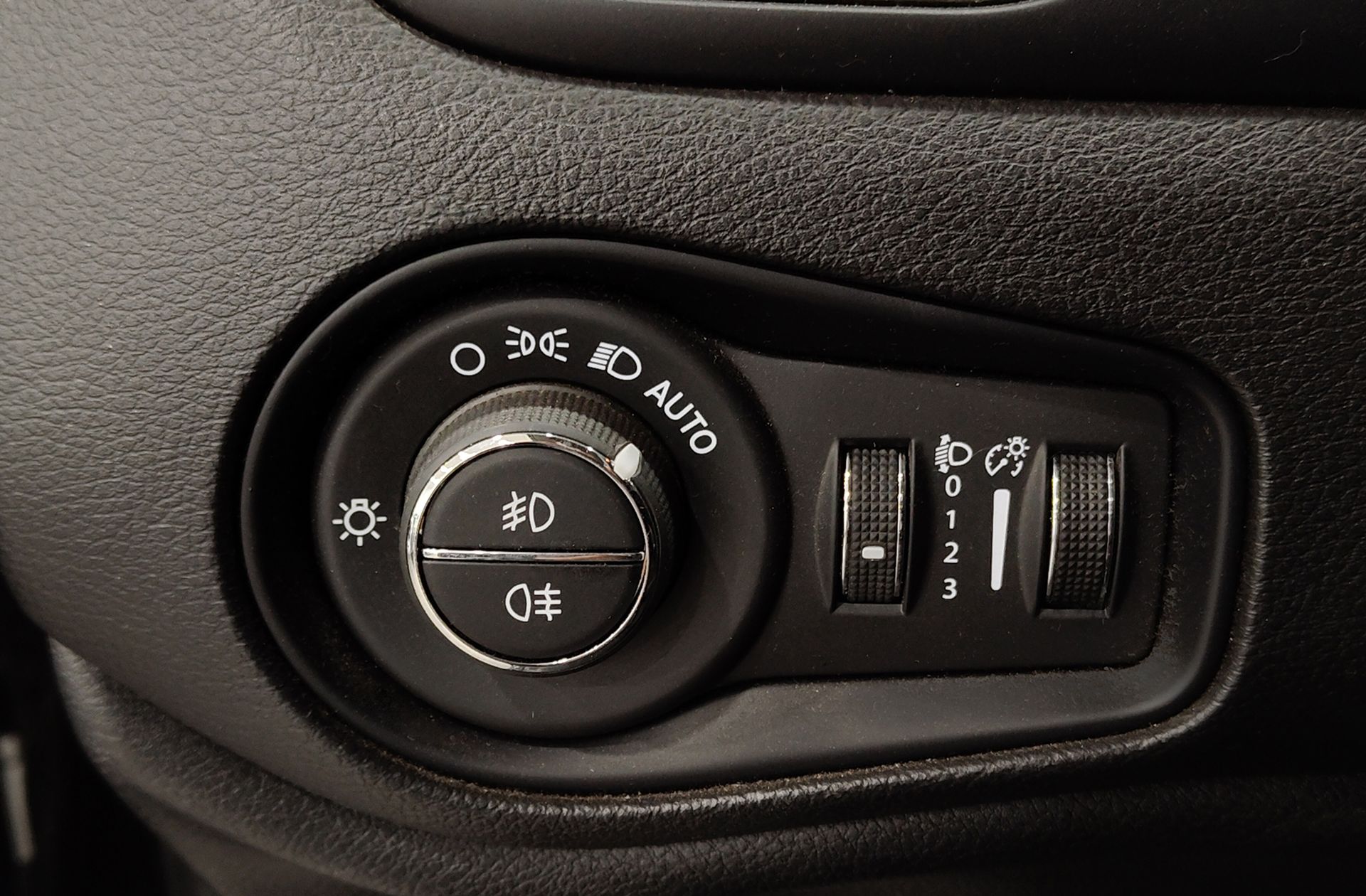 Jeep Renegade 1.0G Limited 4x2 - foto 20
