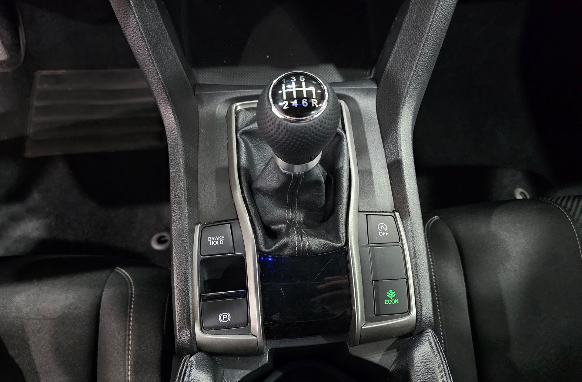 Honda Civic 1.0 I-VTEC Turbo Elegance Navi - foto 5