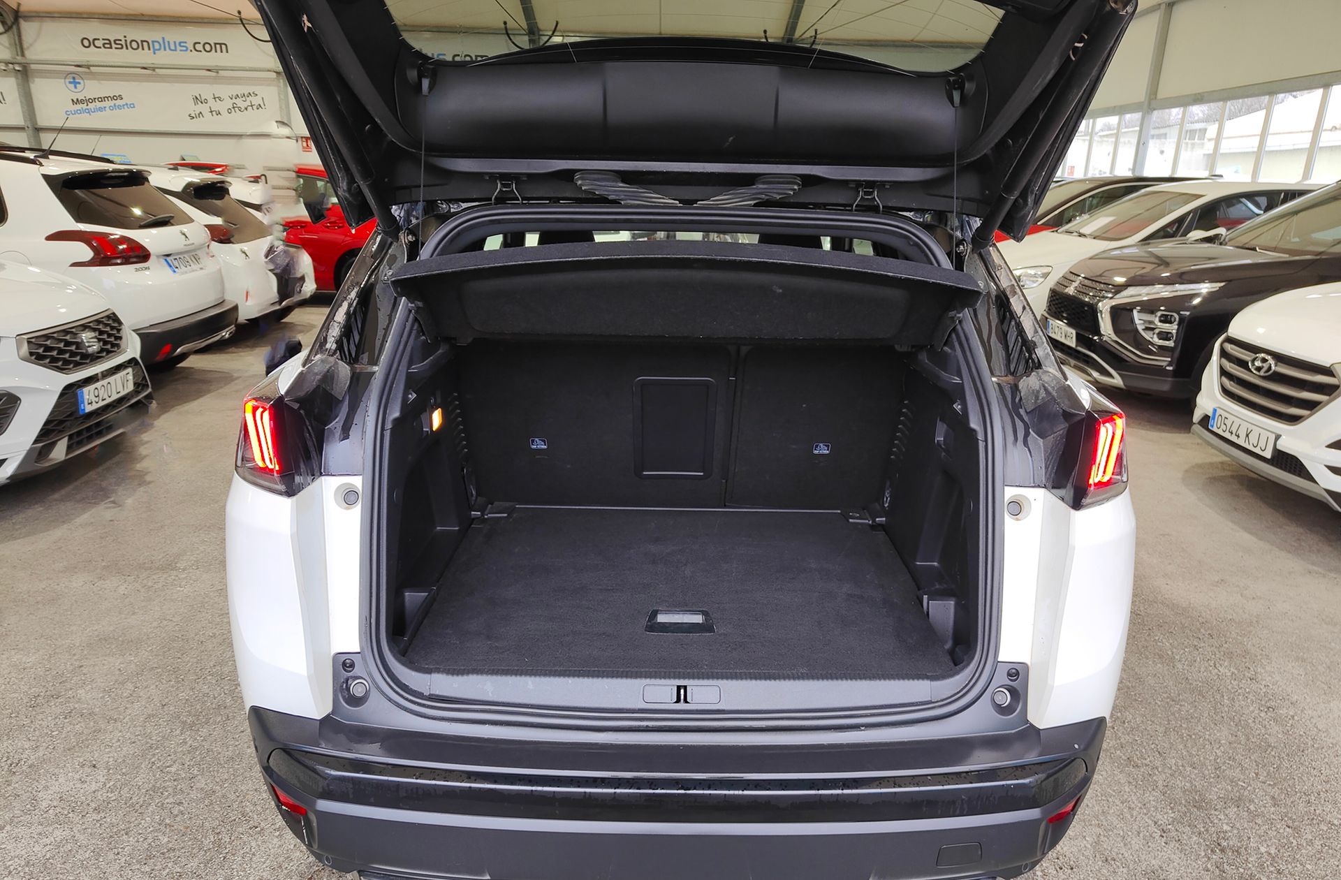Peugeot 3008 PureTech 130 GT EAT8 - foto 18