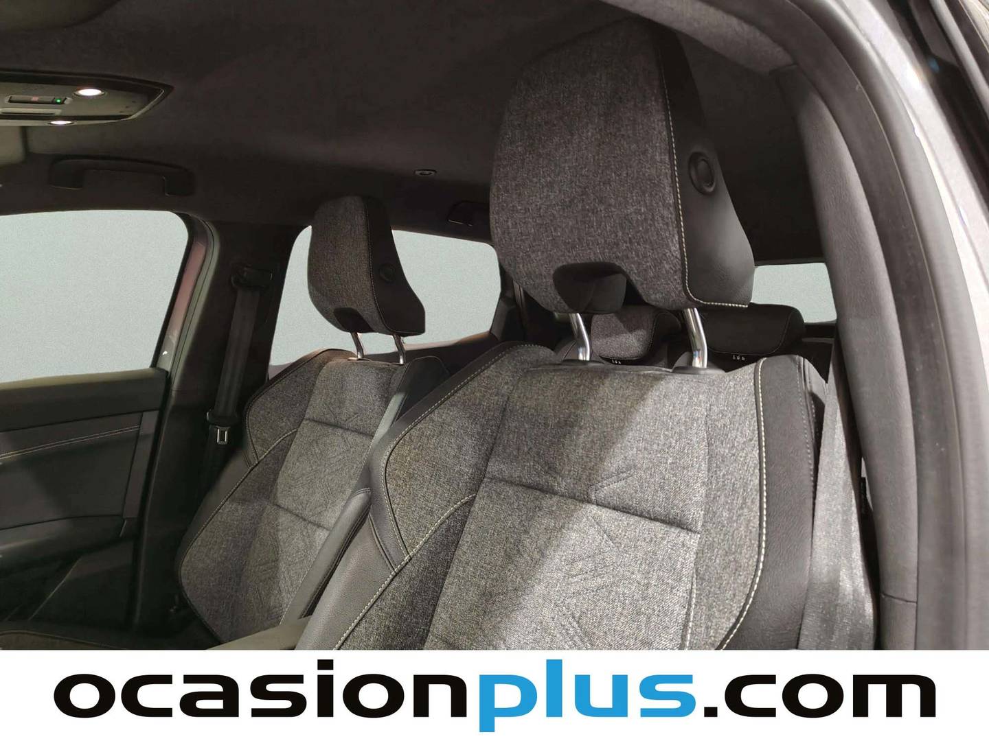 Extras y acabados del Renault Austral Renault Austral Techno E-Tech Full Hybrid  (200 CV)