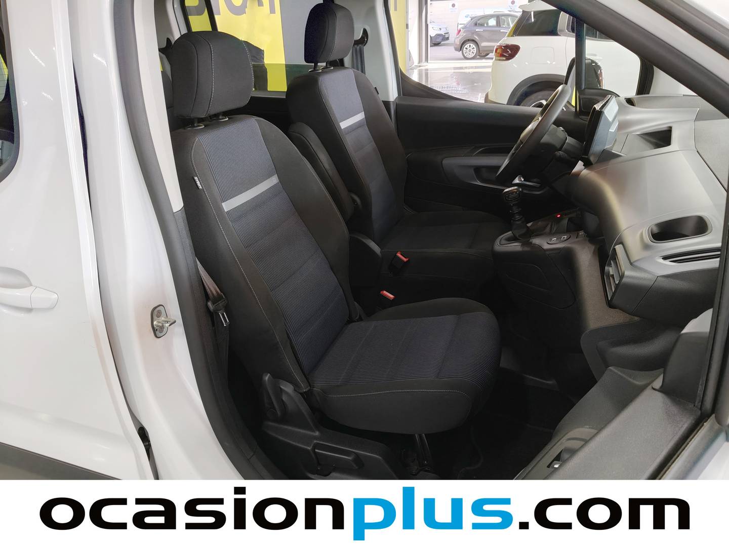 Fotos maletero Fiat Doblò Fiat Dobló Combi 1.5 Diesel Talla M (102 CV)