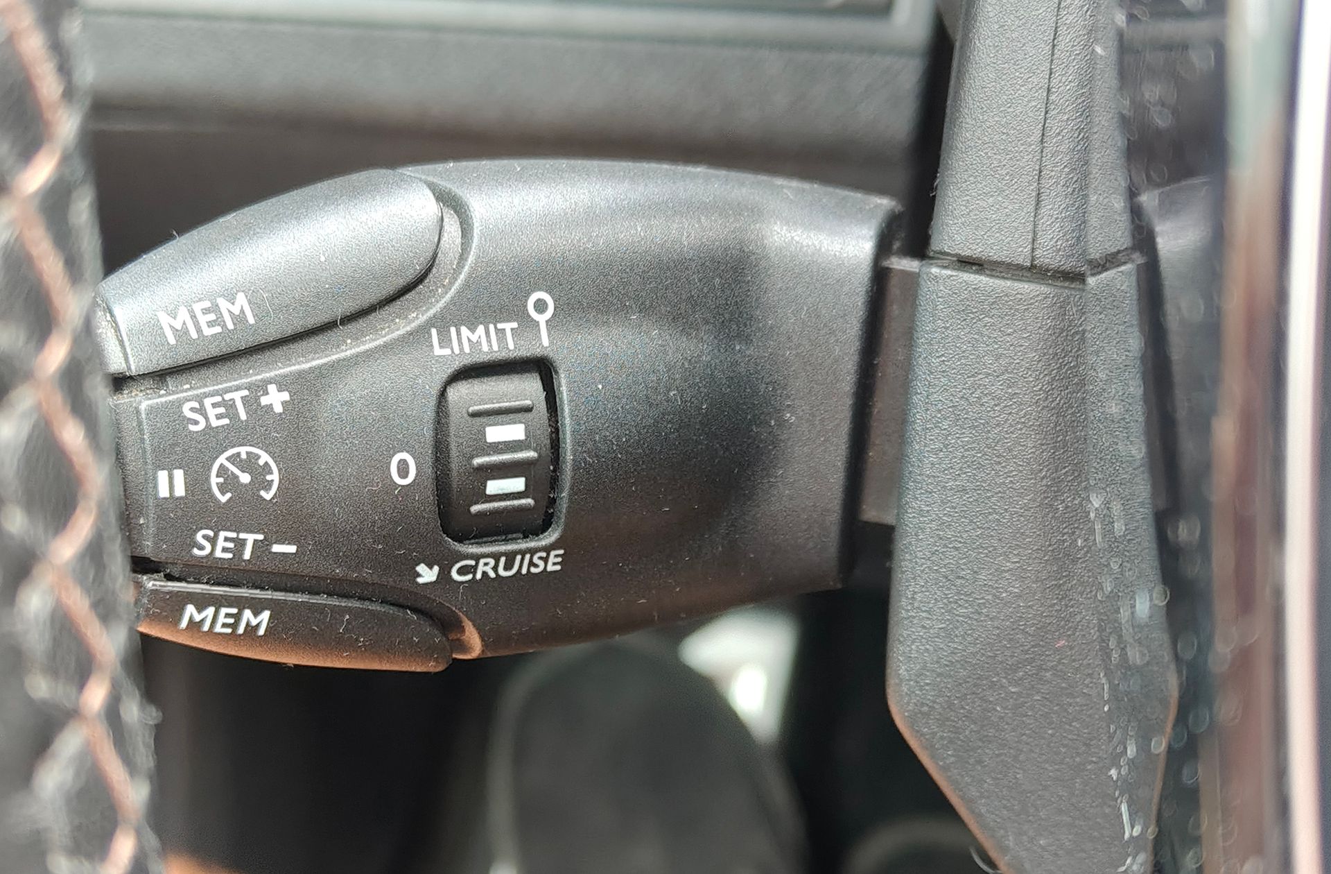 Peugeot 5008 PureTech 180 GT Line EAT8 7 plazas - foto 29