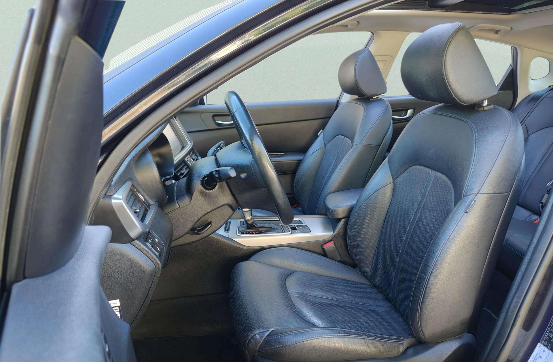 Kia Optima 2.0 GDi Híbrido Enchufable - foto 16