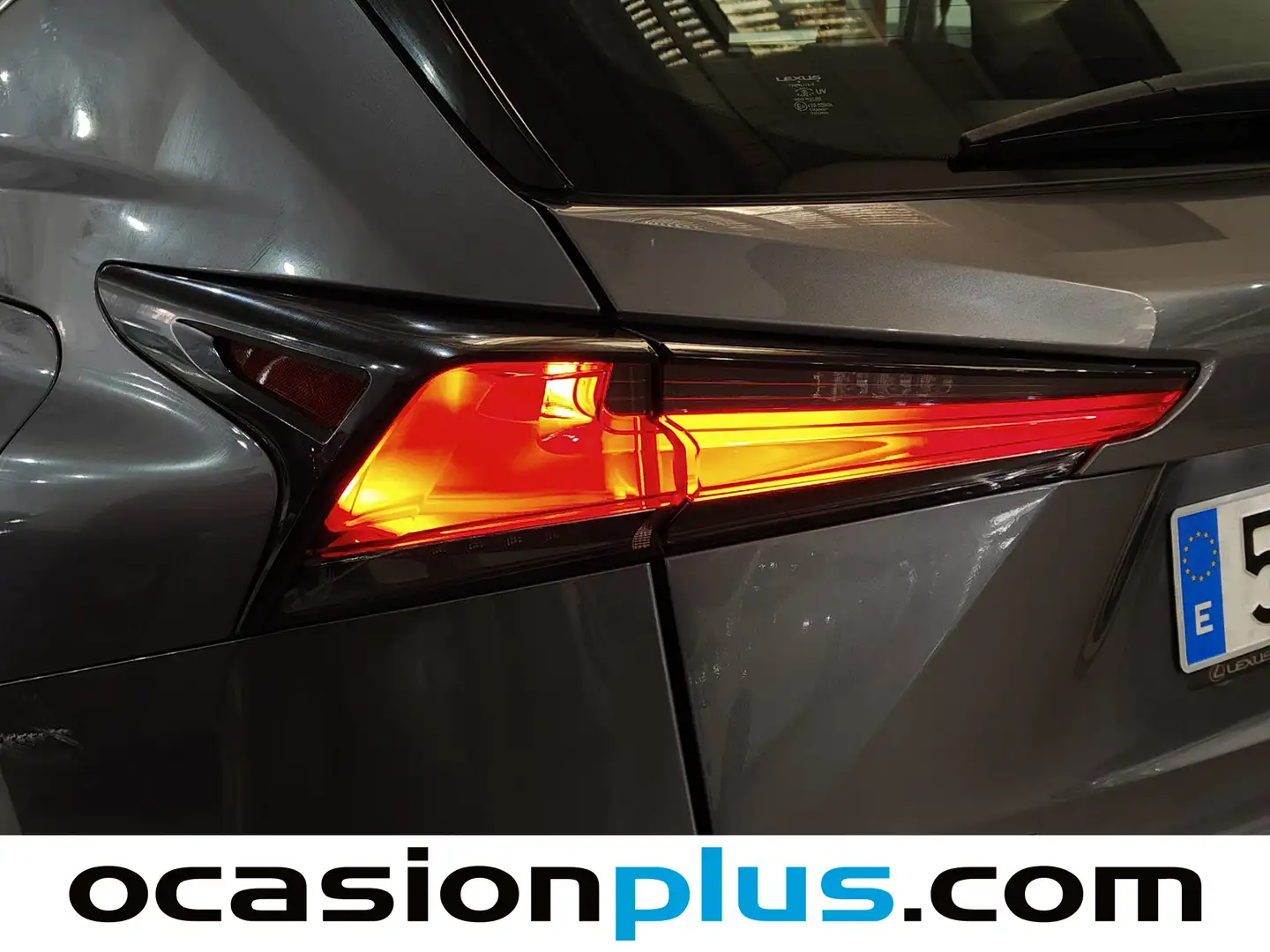 Foto Lexus NX Lexus NX 300h Premium 2WD (197 CV)