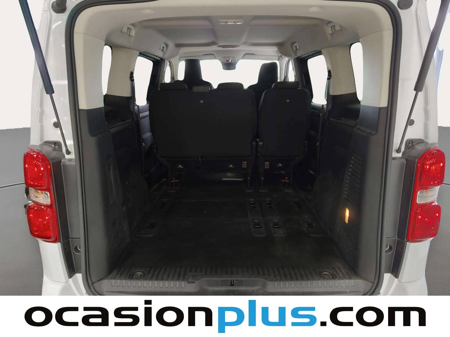 Foto Citroën Spacetourer Citroën Spacetourer BlueHDi 180 S&S Talla M Plus EAT8 132 kW (180 CV)