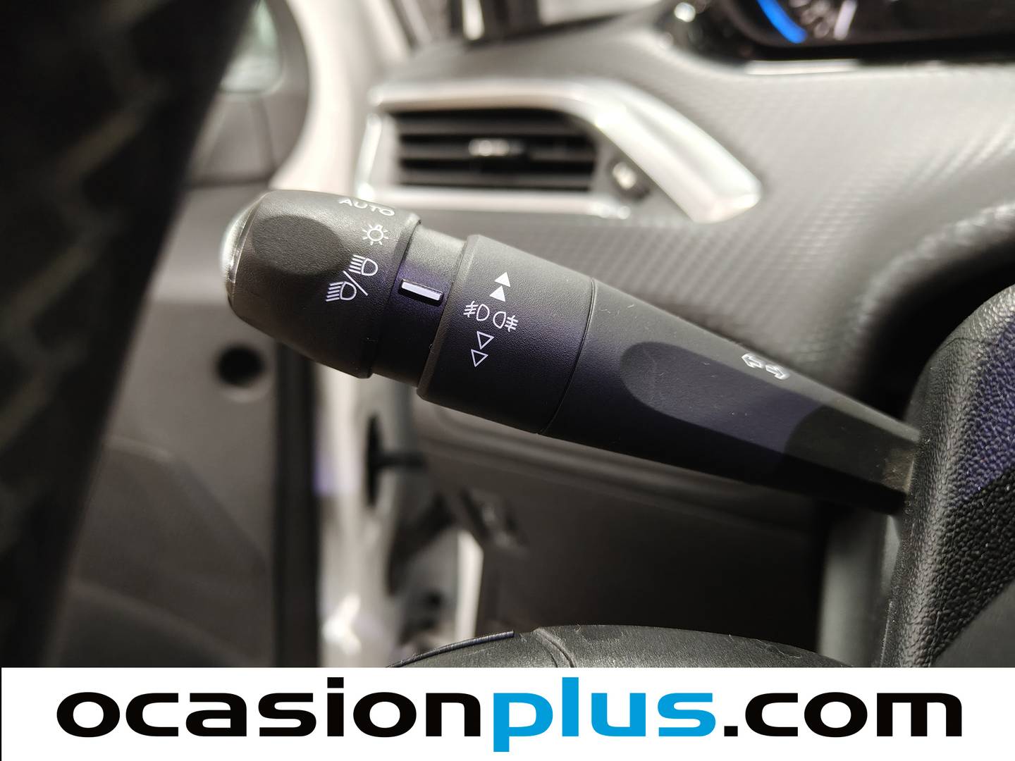 Peugeot 2008 Peugeot 2008 PureTech 110 S&S Allure (110 CV) de segunda mano